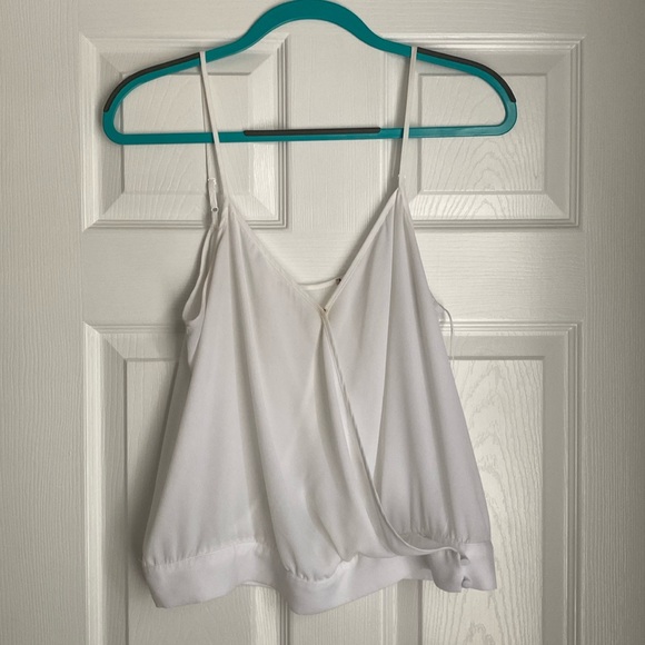 White cross snap front tank top - Picture 1 of 2